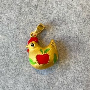 Super cute 24k enamel Hen charm/pendant